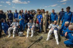 NASA三名宇航员在太空生活了186天，科特·凯利曾停留340天，旨在为火星生活做准备。