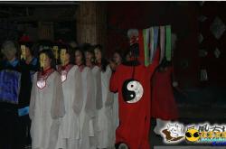 可让死尸如活人：湘西赶尸人大揭秘_灵异鬼话玛丽人