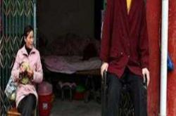 世界上的女巨人，腿长直接逆天！ -宇宙探索发现