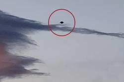 南美哥伦比亚拍到清晰的UFO，酷似美国奥勒冈州目击的UFO