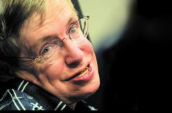 霍金警告：人类主动寻找外星人可能为人类带来灭顶之灾。然而自己却要造纳米飞行器，去半人马座寻找外星人。