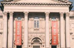 隔离下的博物馆MP4格式