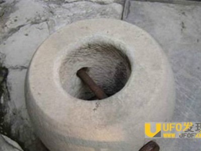 北京375路公交车吓死乘客 鲜血如汽油滴满长安街_灵异鬼话