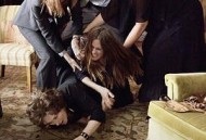 八月：奥色治郡