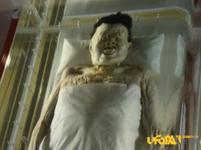 中国千年不腐女尸：美艳程度不输现代女星_灵异鬼话