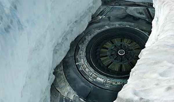 南极发现“地心人”基地