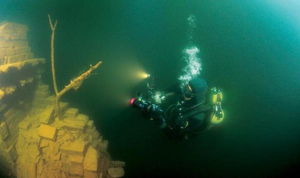 神秘而美好的地下水城