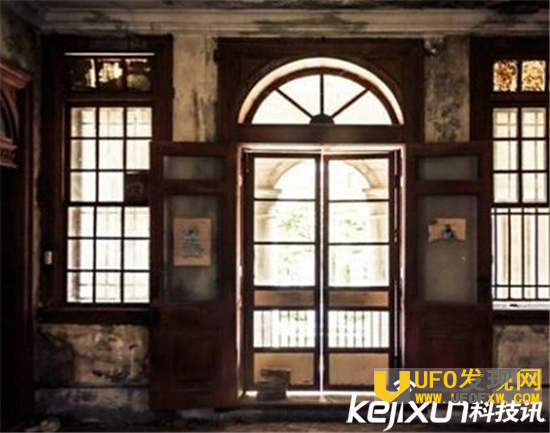 情侣旅店看到女鬼 盘点世界十大鬼屋吓死人