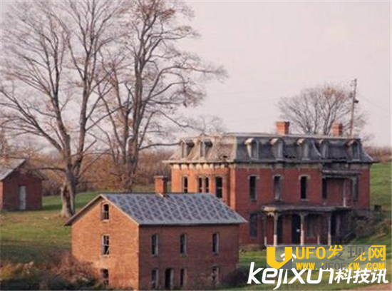 情侣旅店看到女鬼 盘点世界十大鬼屋吓死人