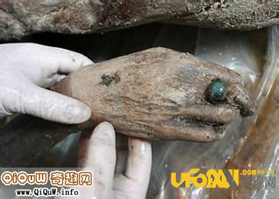 震惊国民：明代古墓女尸光鲜如活人之谜